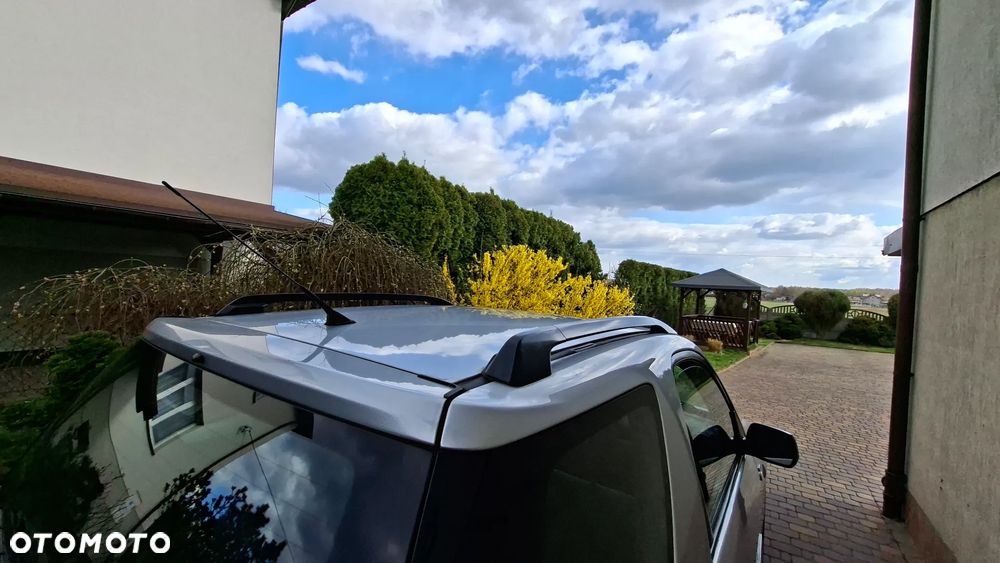 Toyota RAV4 1.8 VVT-i Terra 2WD - 11