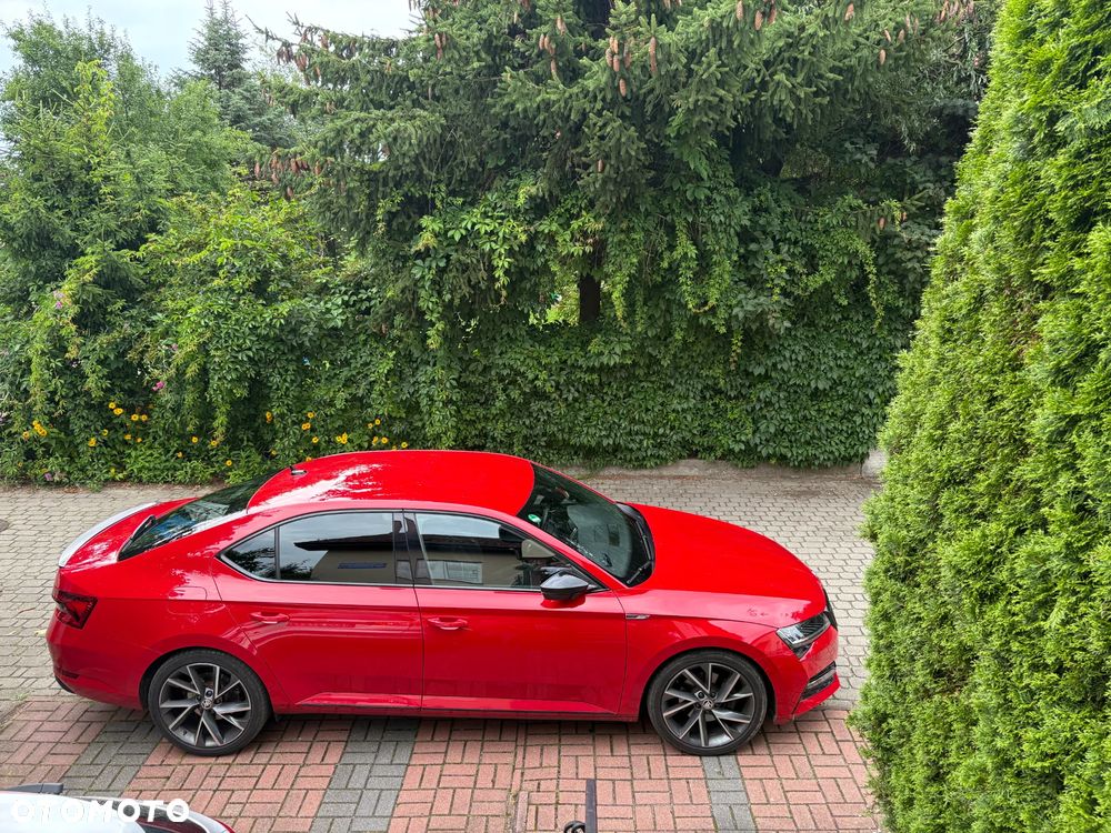 Skoda Superb 2.0 TSI Sportline DSG - 2
