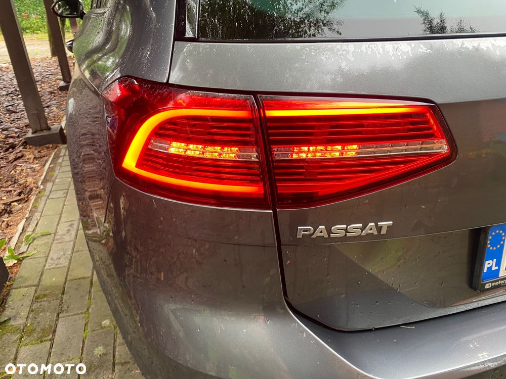 Volkswagen Passat Variant 2.0 TDI BMT 4Mot Highline - 24