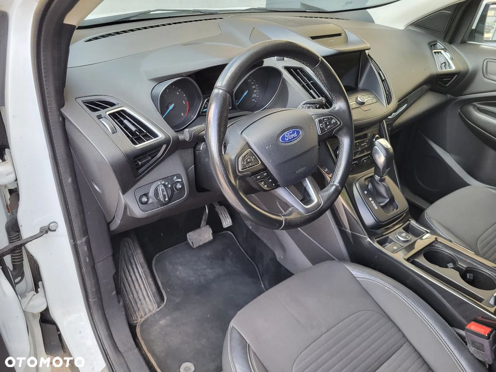 Ford Kuga 1.5 TDCi FWD Titanium - 29