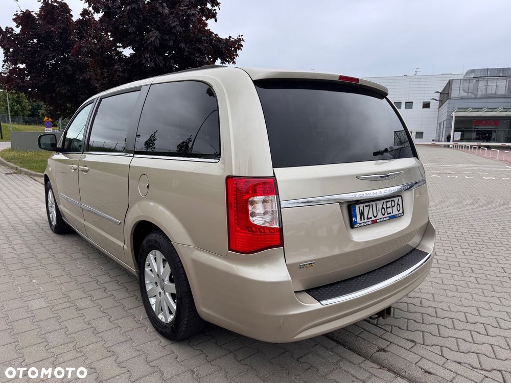 Chrysler Town & Country 3.6 Touring - 3