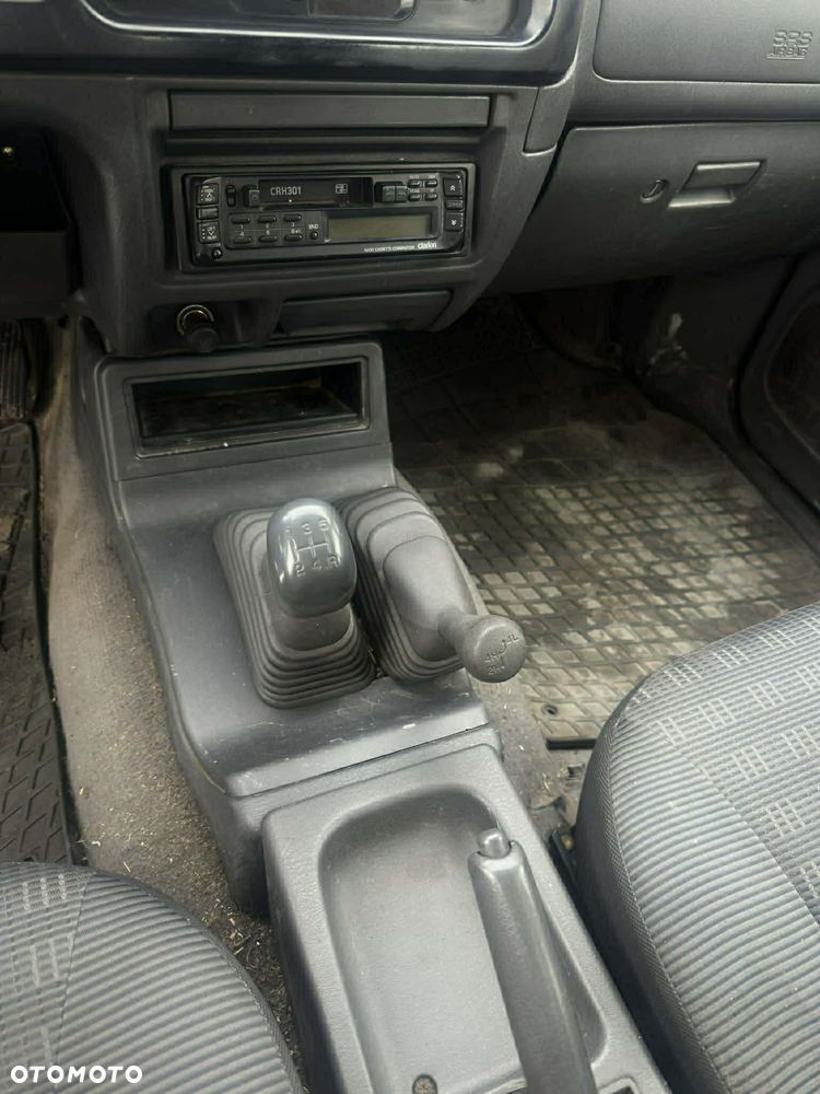 Mitsubishi L200 2.5 TD Intense - 11