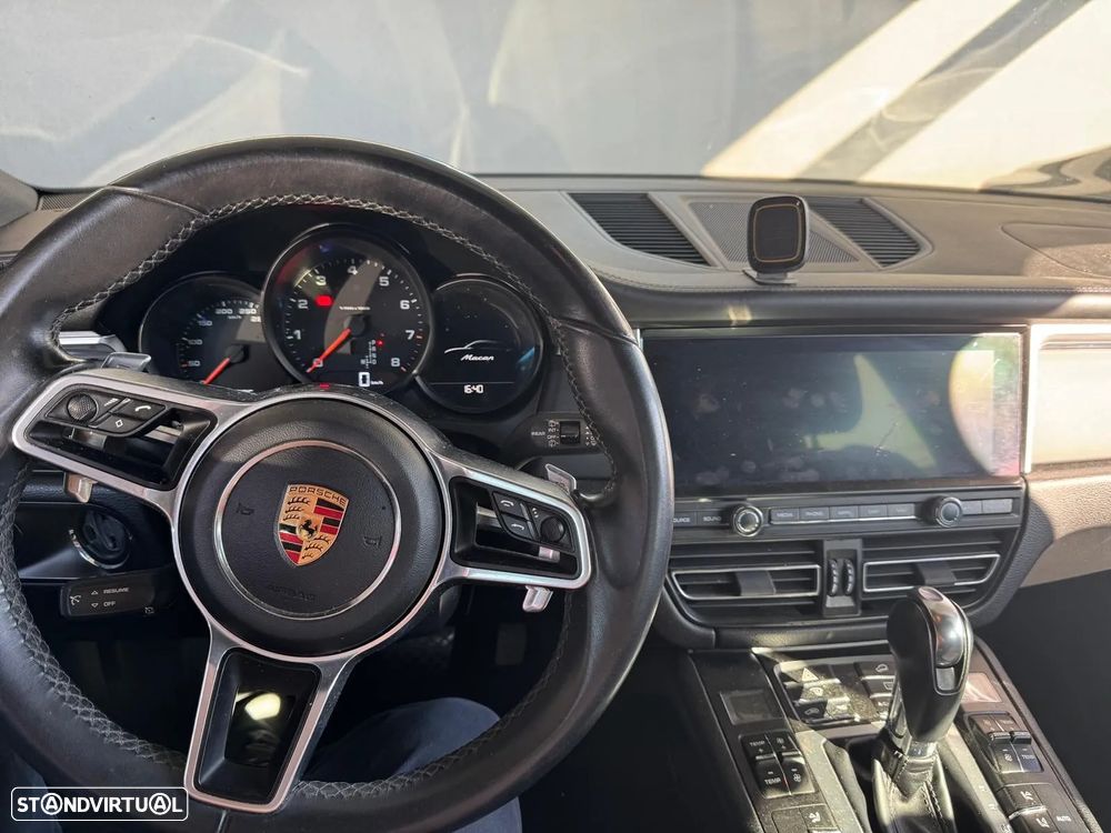 Porsche Macan Standard - 3