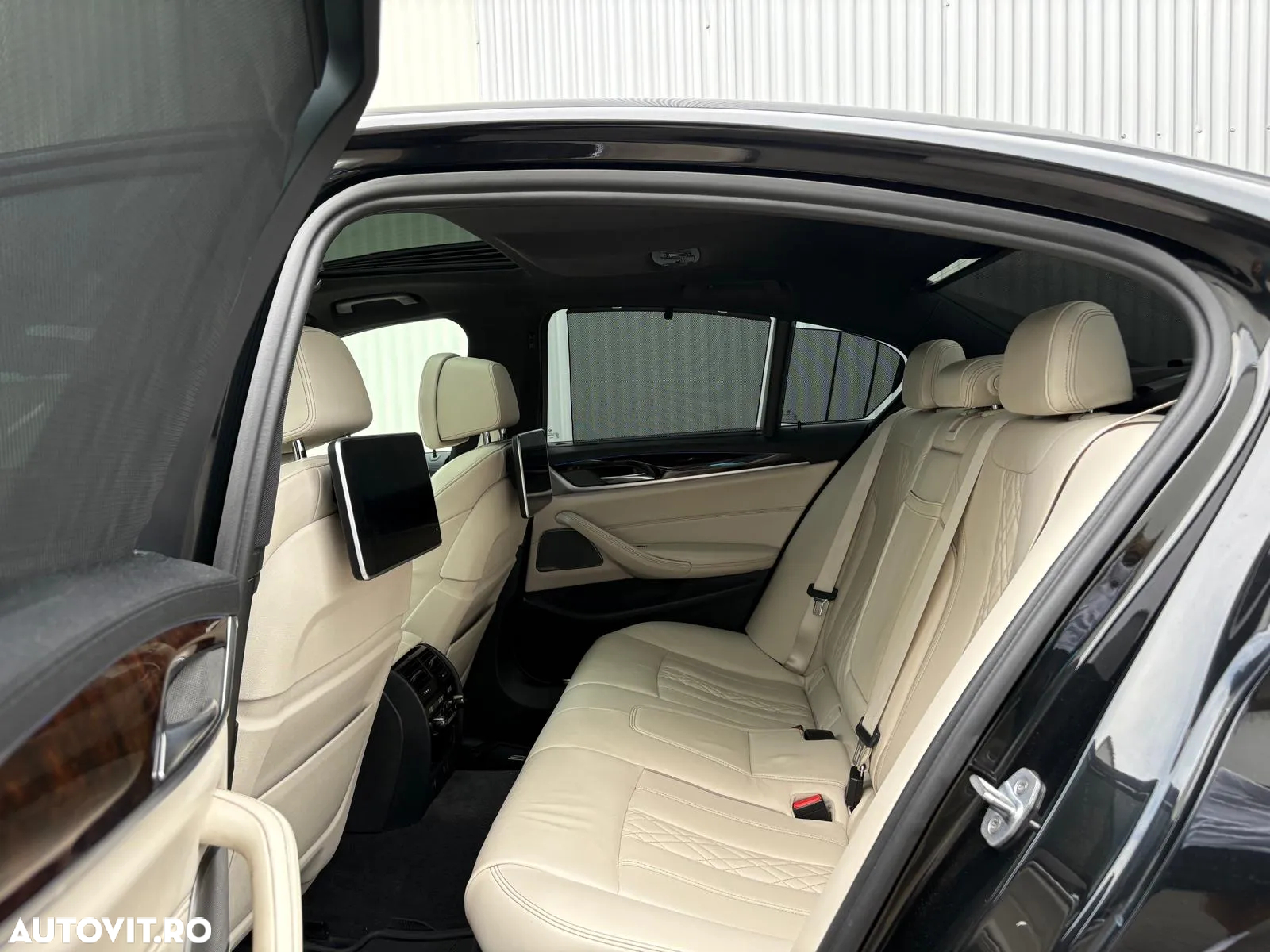 BMW Seria 5 530d xDrive AT - 8