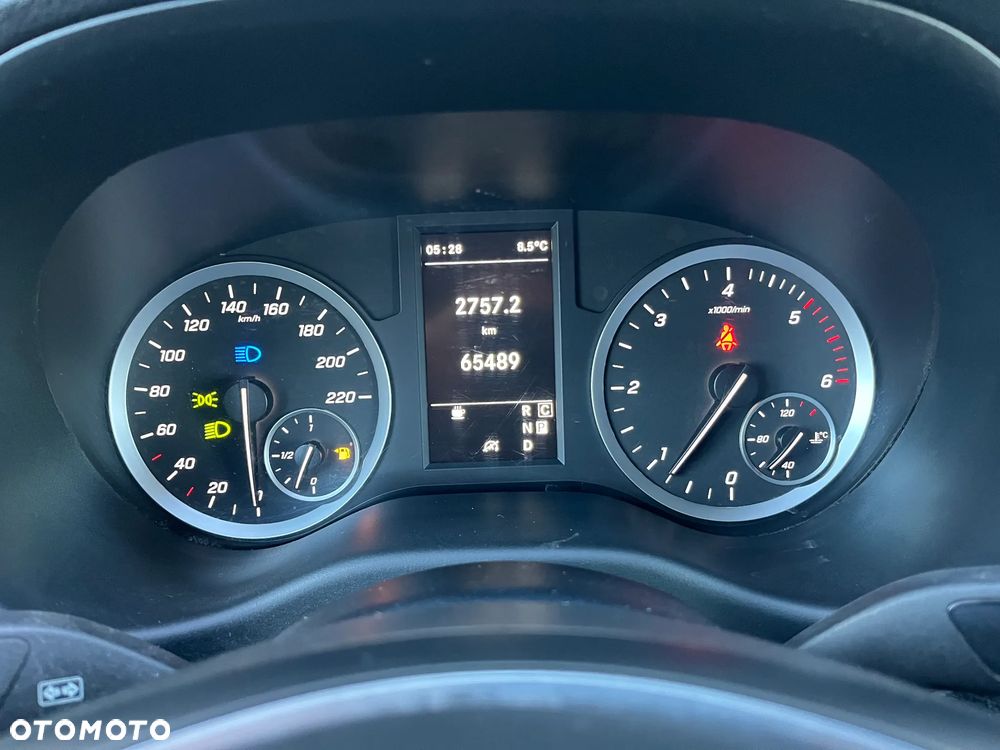 Mercedes-Benz VITO - 20