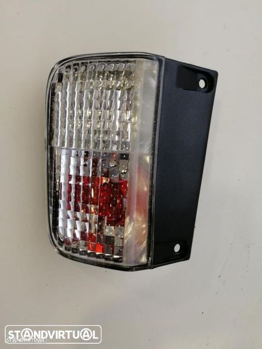 farolim farol tras esquerdo / direito renault trafic / opel vivaro (novo) - 1