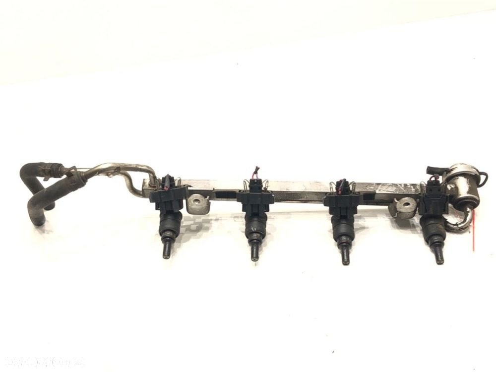 LISTWA WTRYSKOWA - 60.00 PLN - AUDI A3 (8L1) 1996 - 2006 1.8 92 kW [125 KM] benzyna 1996 - 2003 - 1