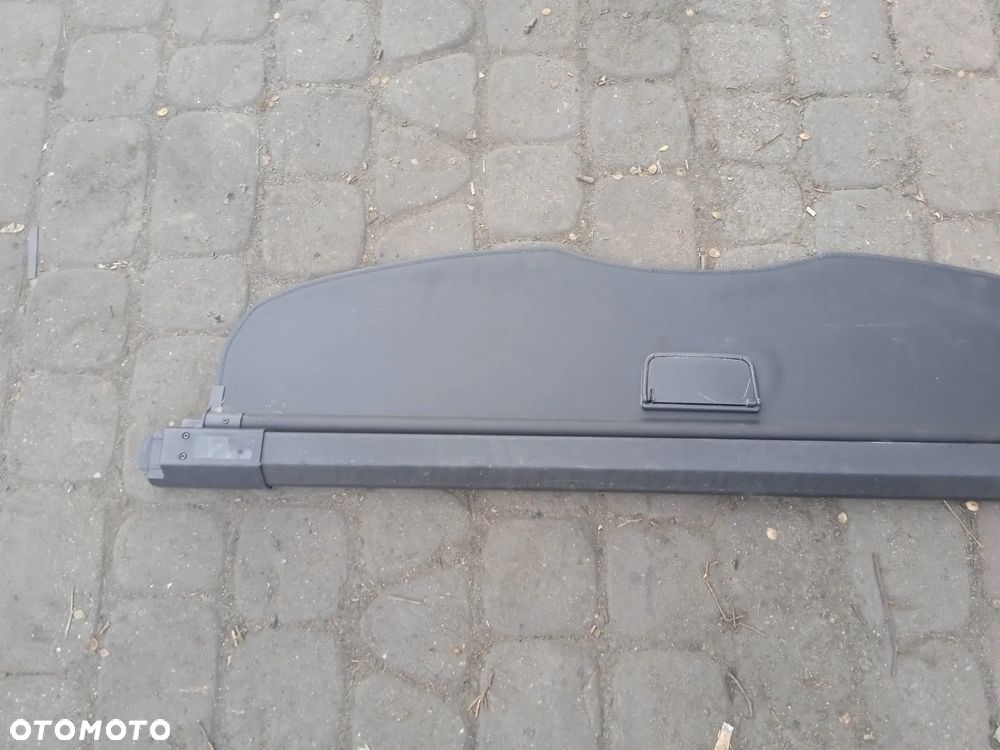 ROLETA BAGAŻNIKA ALFA ROMEO 159 - 2