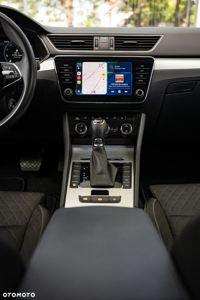 Skoda Superb 2.0 TDI SCR Style DSG - 20