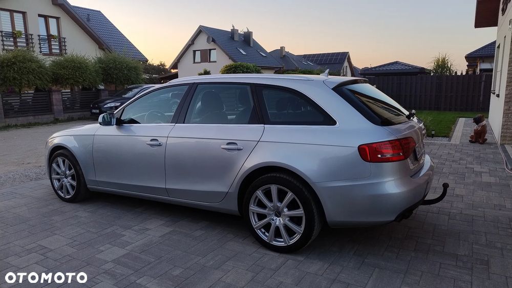 Audi A4 Avant 2.0 TDI DPF multitronic Ambiente - 6