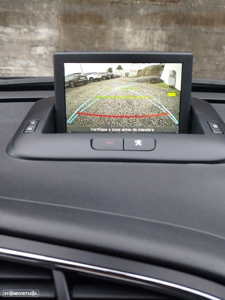 Peugeot 3008 1.2 PureTech Allure - 6