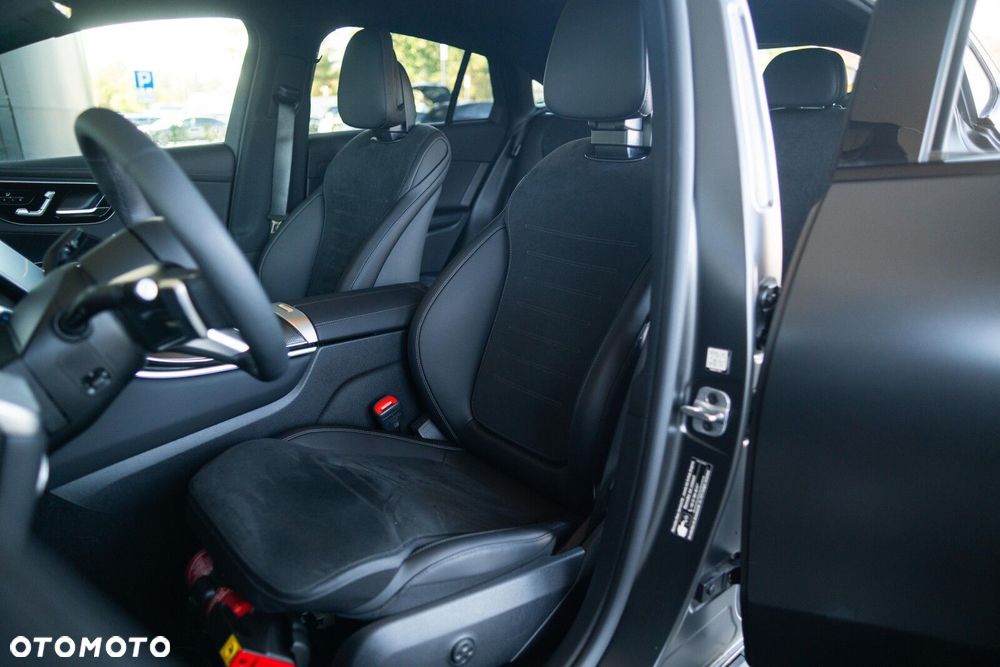 Mercedes-Benz GLC - 16