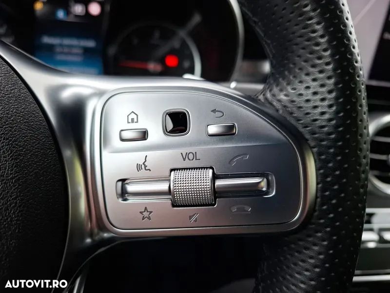 Mercedes-Benz GLC 220 d 4Matic 9G-TRONIC AMG Line Plus - 31