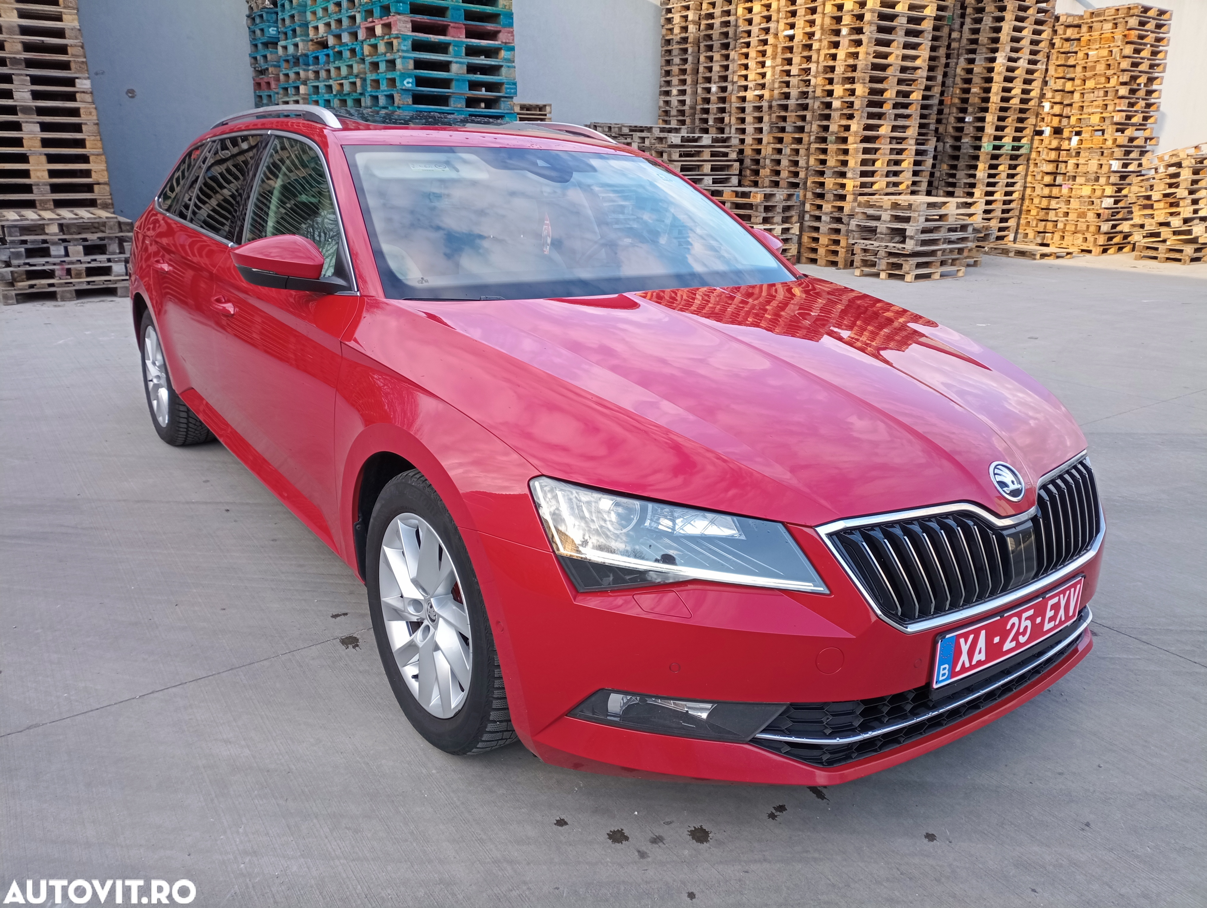 Skoda Superb 1.6 TDI DSG Ambition - 7