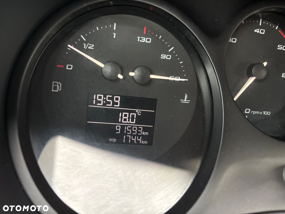 Seat Leon 1.6 TDI Reference - 7