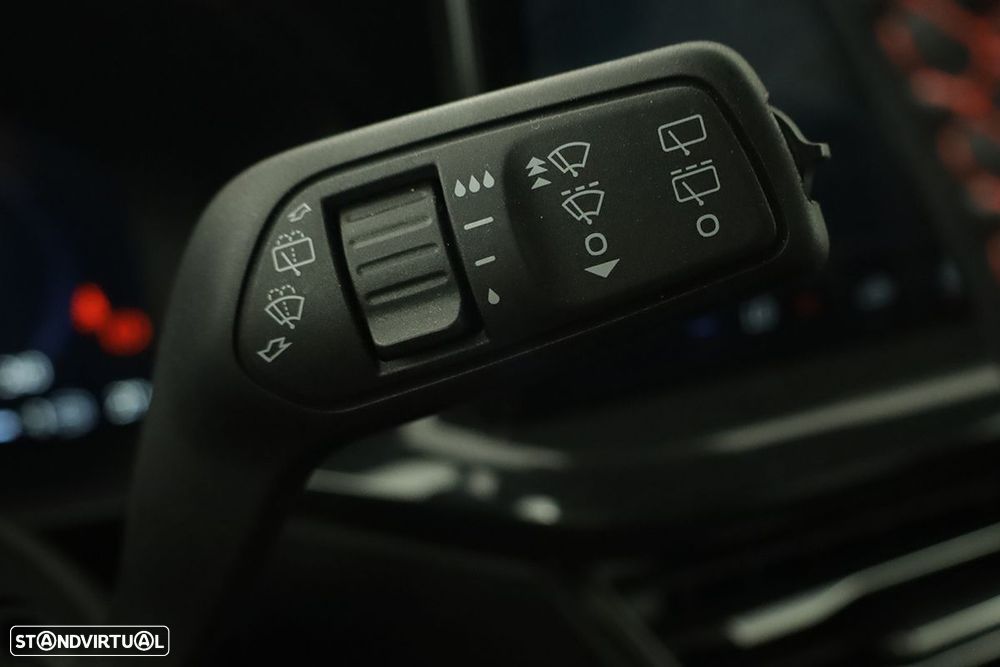 Ford Focus 1.0 EcoBoost MHEV ST-Line X Aut. - 18