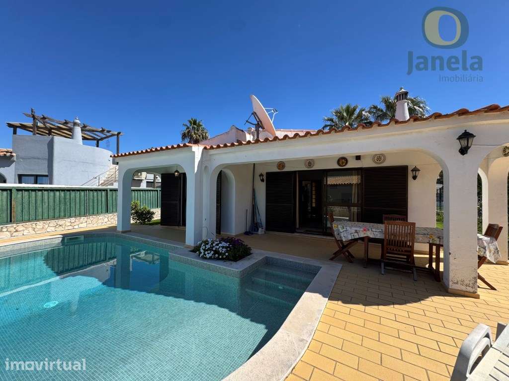 Moradia T2 com garagem e piscina em Vilamoura - Grande imagem: 3/20