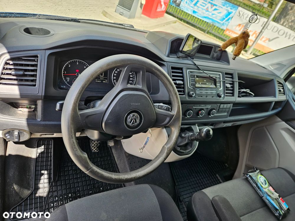Volkswagen Transporter - 5