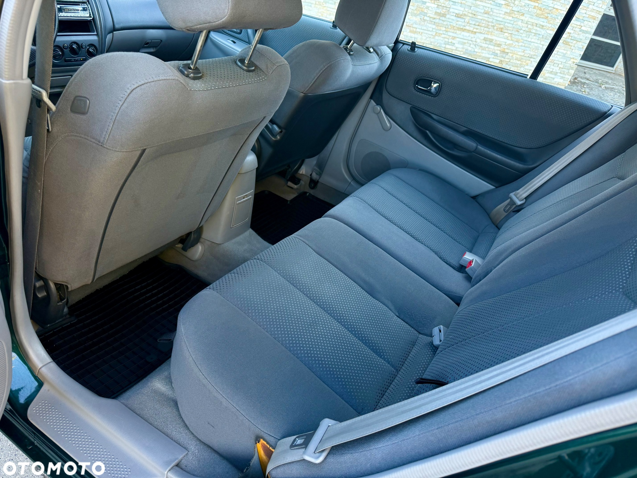 Mazda 323F 1.6 Exclusive - 27