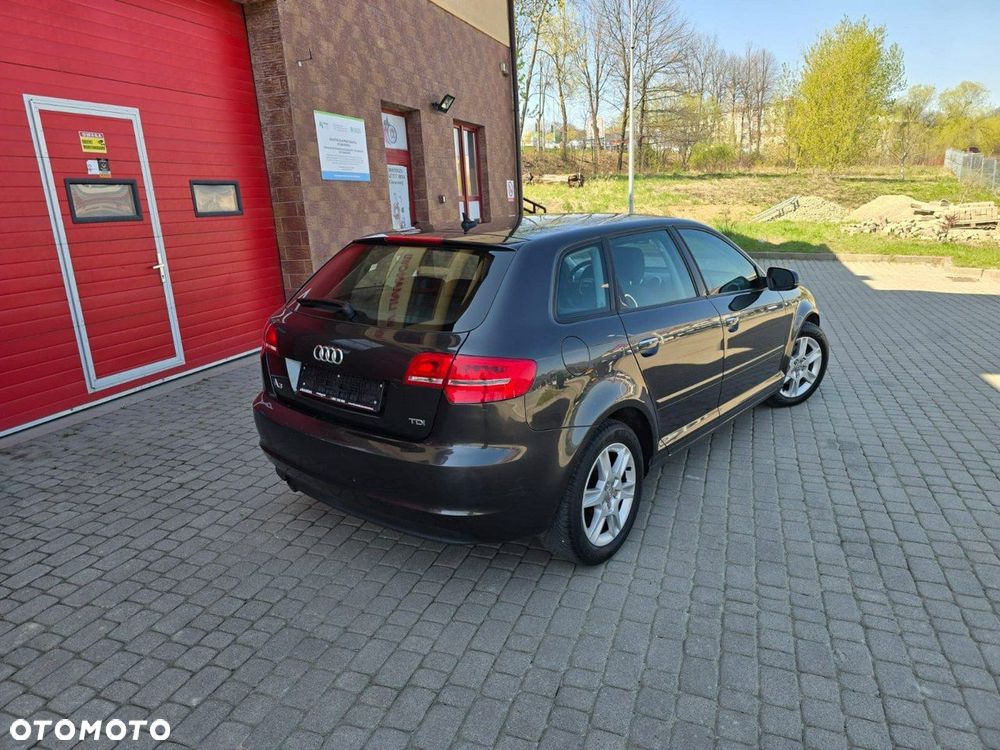 Audi A3 Sportback - 7