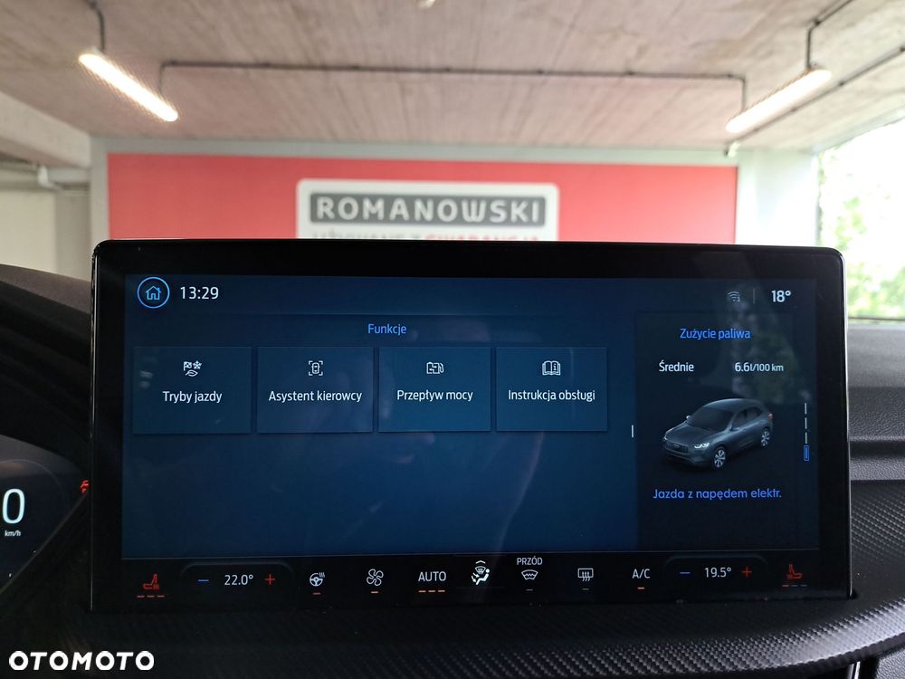 Ford Kuga - 24