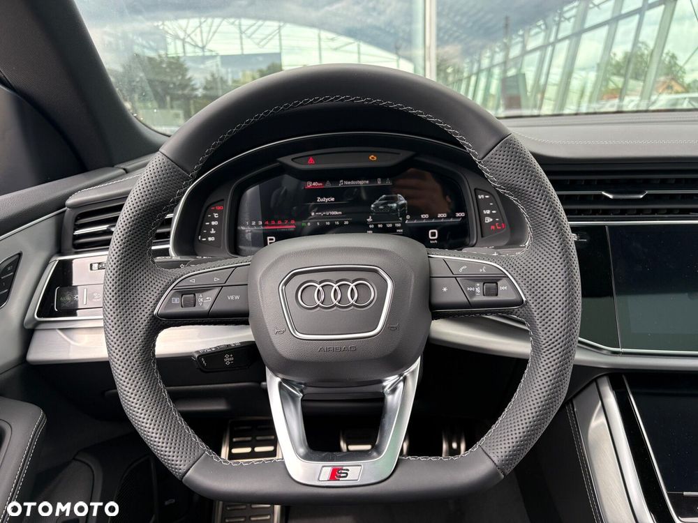 Audi SQ8 - 19
