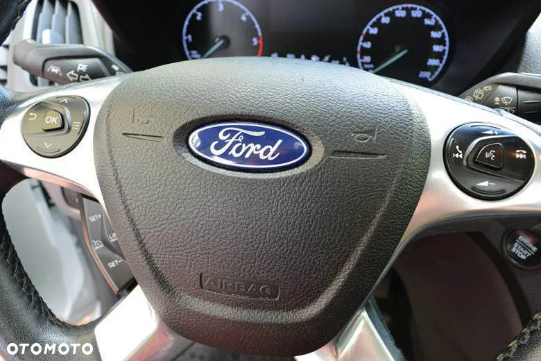 Ford Tourneo Connect 1.5 EcoBlue Titanium - 25