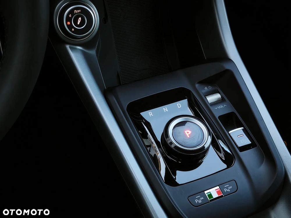 Alfa Romeo Tonale 1.5 T4 GSE mHEV Veloce DCT - 17