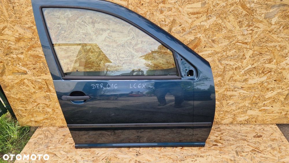 VW GOLF 4 IV KOMBI 5D DRZWI PRZÓD PRAWE PRAWY KOD LAK. LA7T - 1