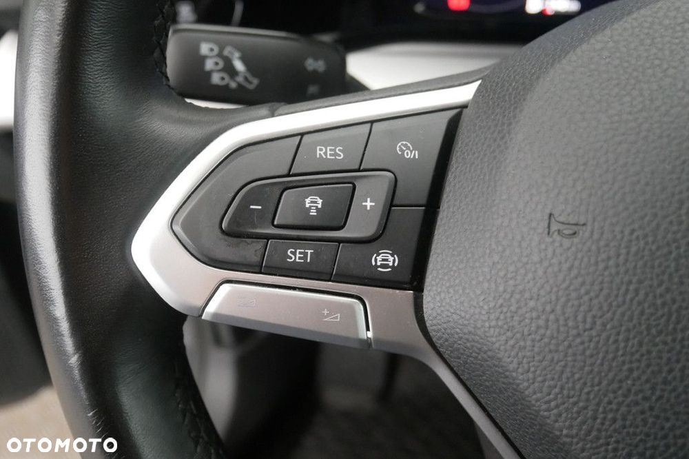 Volkswagen Golf 1.5 TSI Life - 20