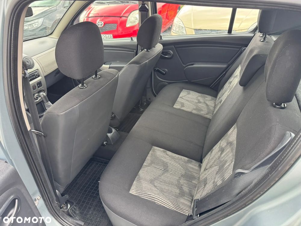 Dacia Sandero 1.4 Laureate - 12