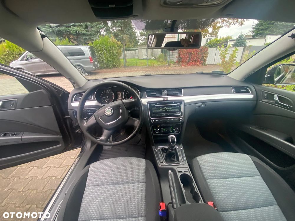 Skoda Superb 2.0 TDI Comfort - 6