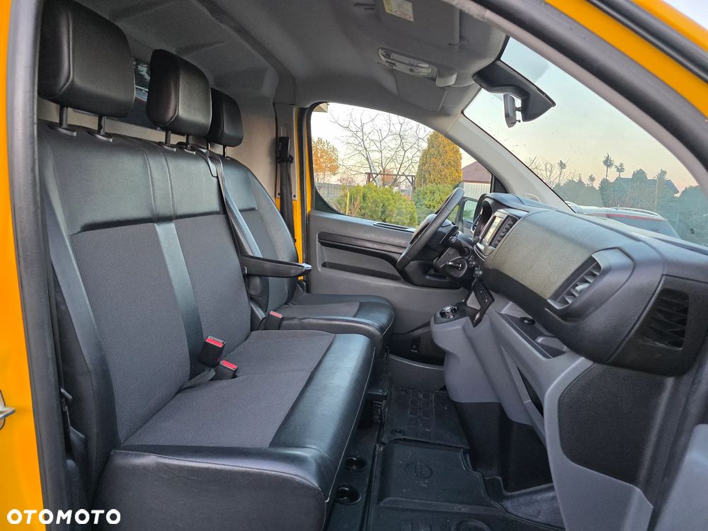 Opel VIVARO - 16
