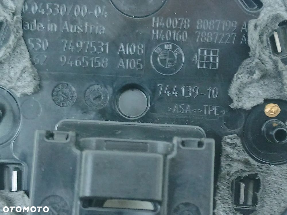 Logo emblemat klapy tył pokrywy bagażnika BMW G20 G21 G22 G23 G26 G82 51147497531 - 5