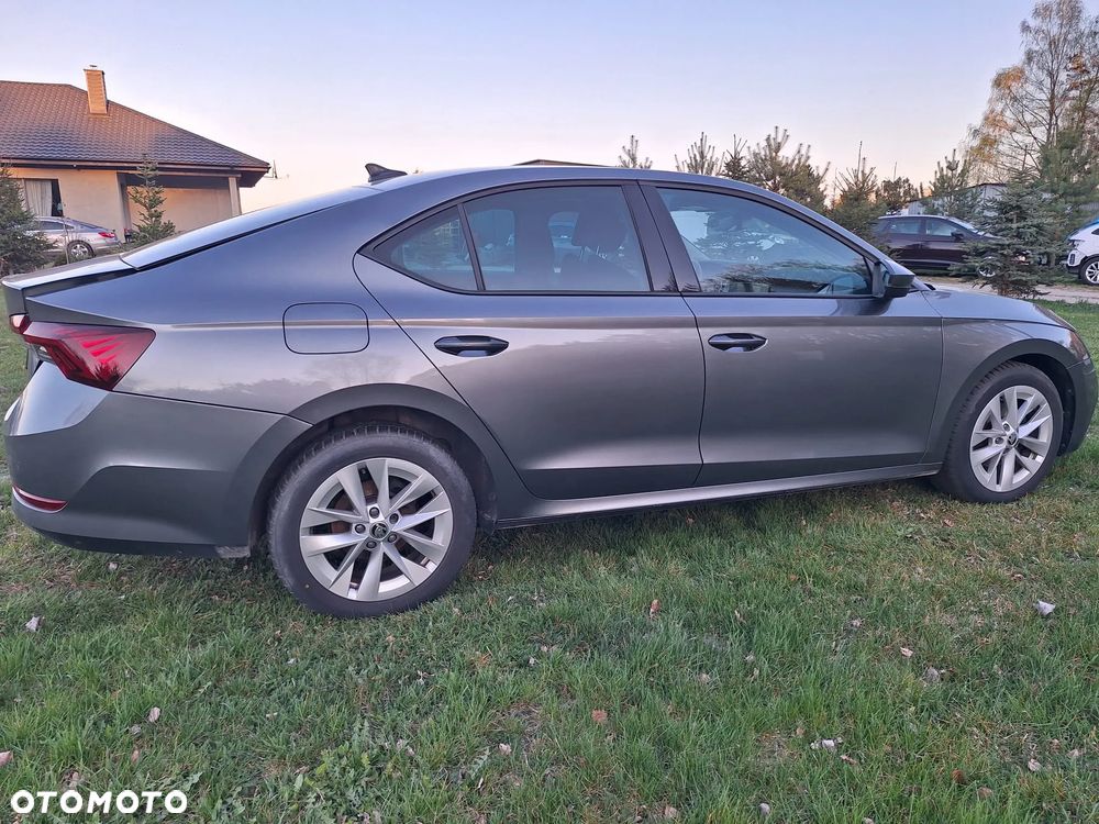 Skoda Octavia 2.0 TDI Drive Essence - 6