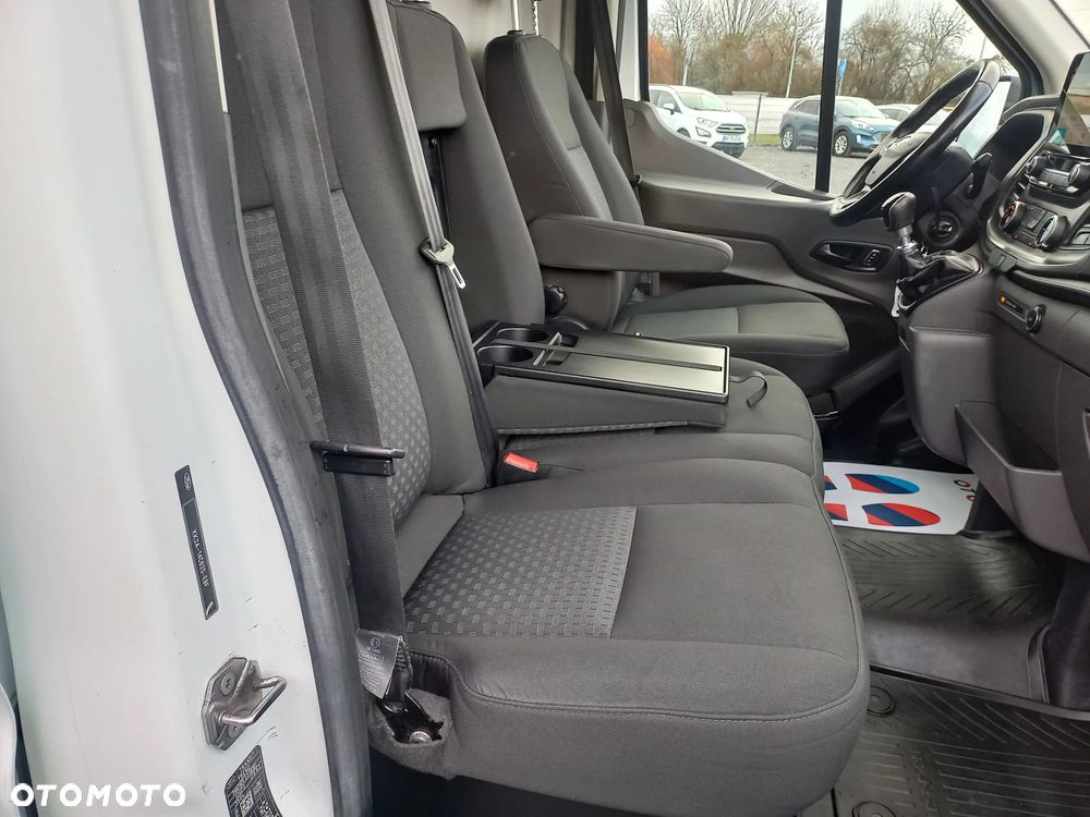Ford Transit - 22