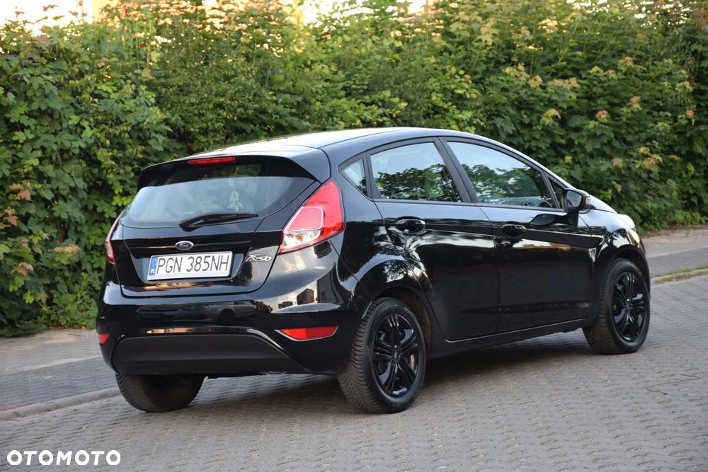 Ford Fiesta 1.25 Celebration - 8