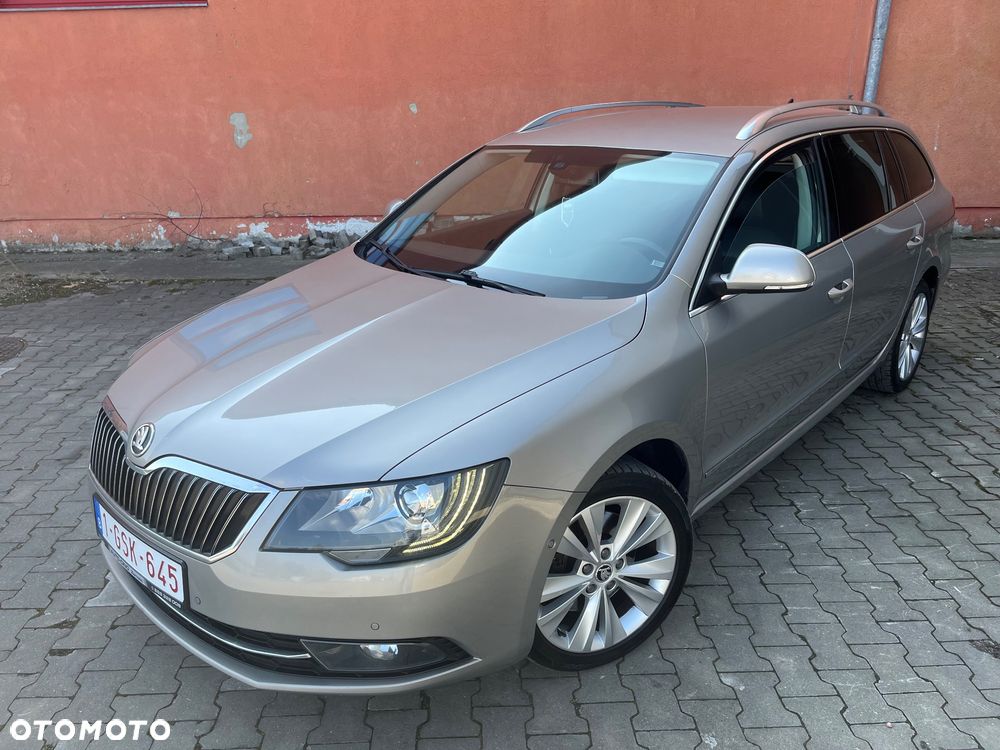 Skoda Superb 2.0 TDI Exclusive - 3