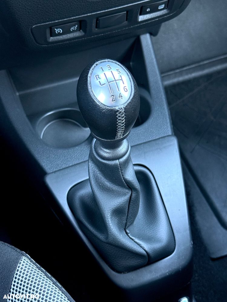 Dacia Lodgy Blue dCi 115 (7-Sitzer) Stepway Selection Blue - 17