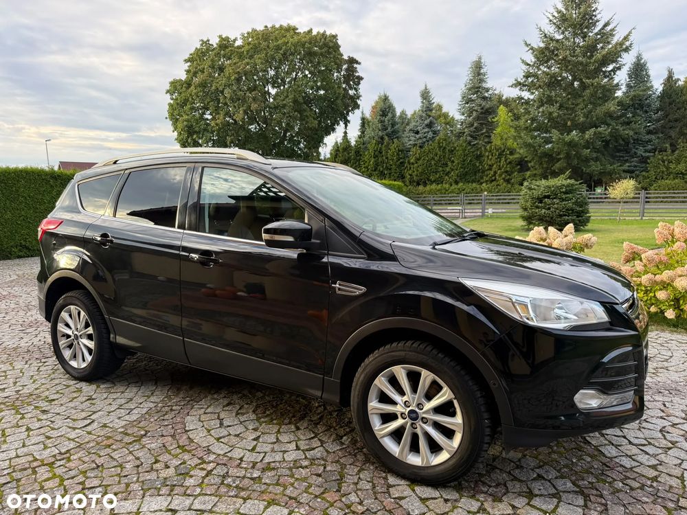 Ford Kuga 2.0 TDCi 2x4 Titanium - 3