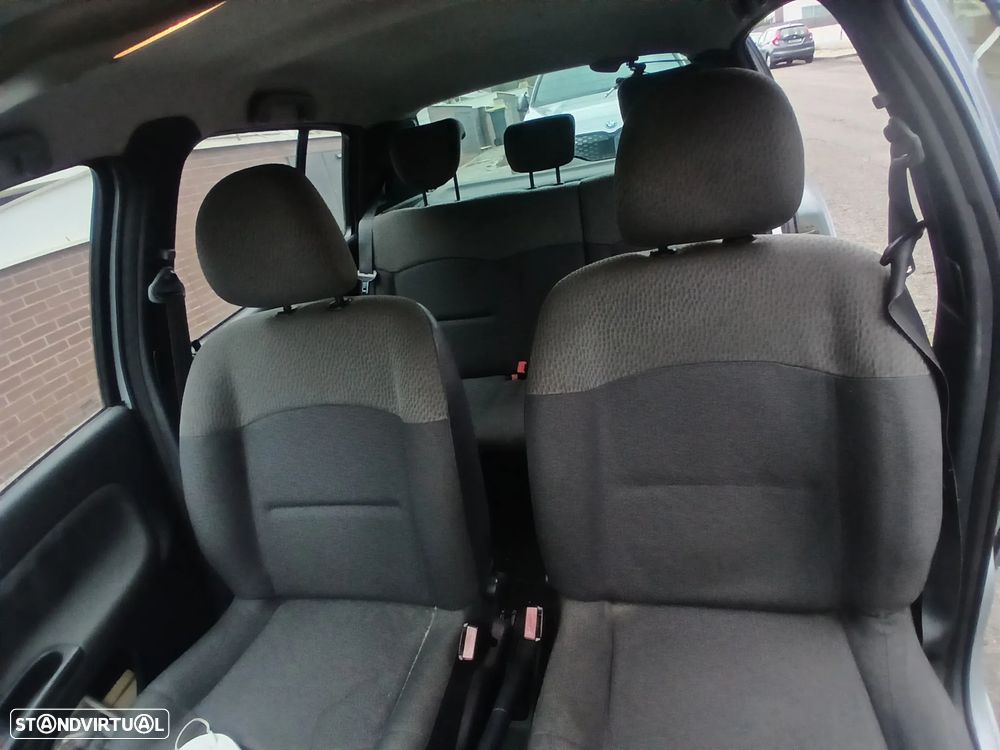 Renault Clio 1.2 16V S - 5