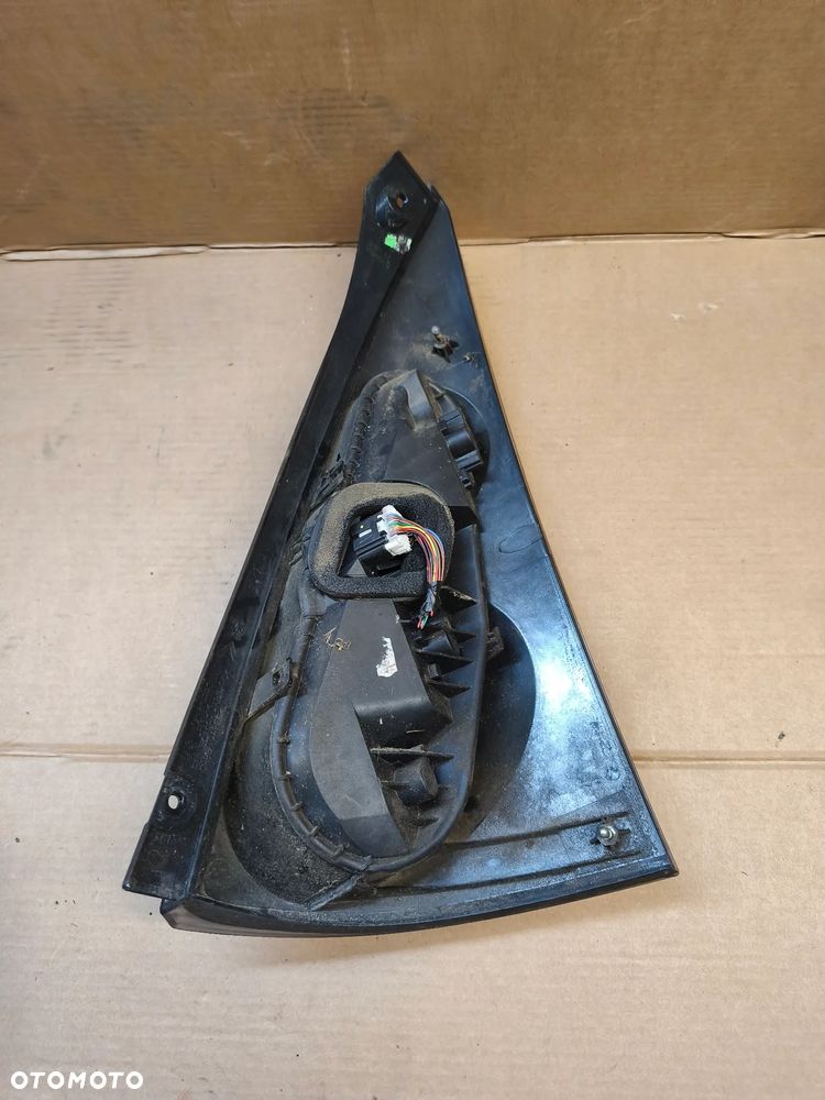 LAMPA TYŁ TYLNA LEWA PEUGEOT 107 - 4