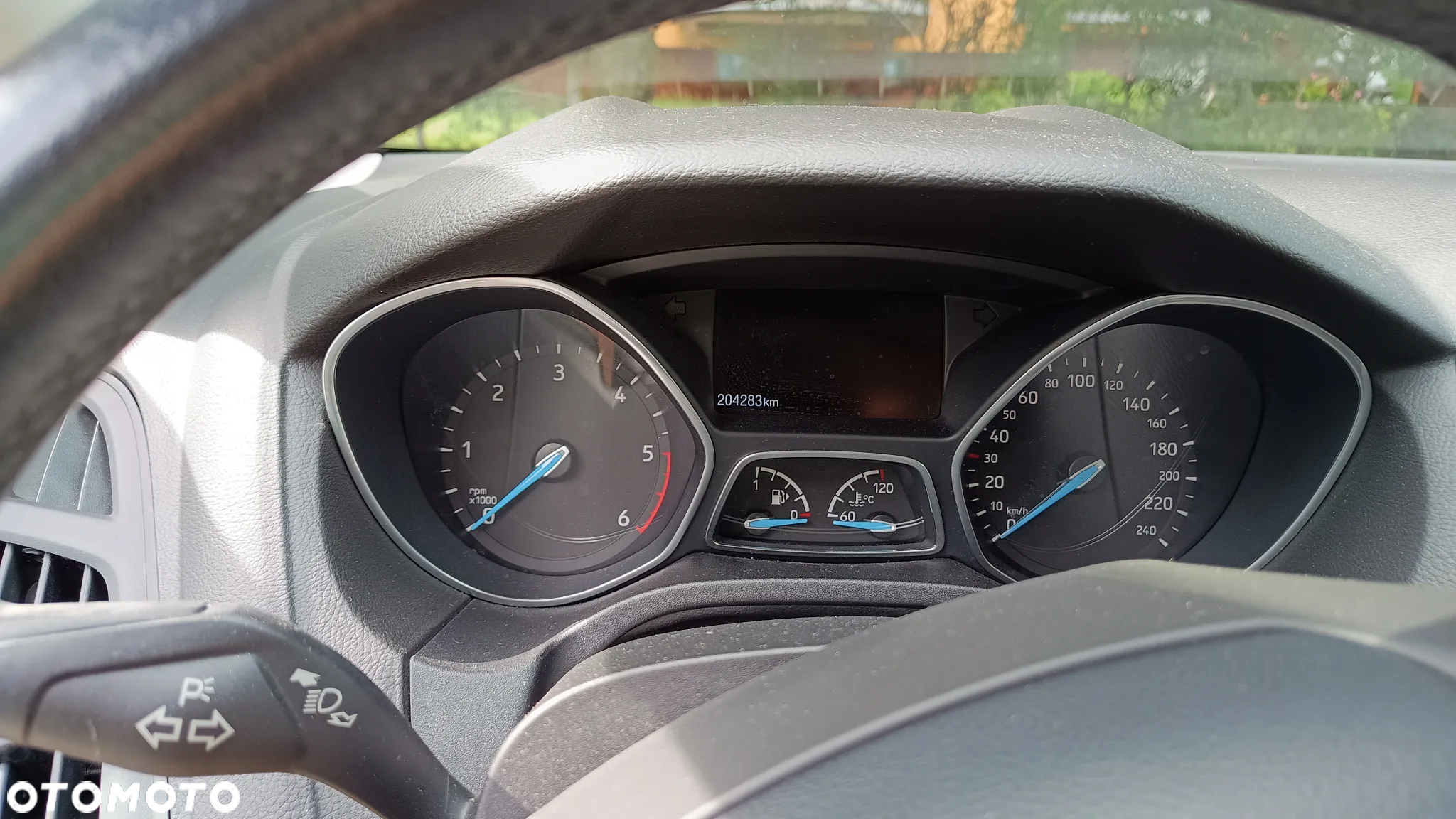 Ford Focus 1.5 TDCi Red Edition - 2