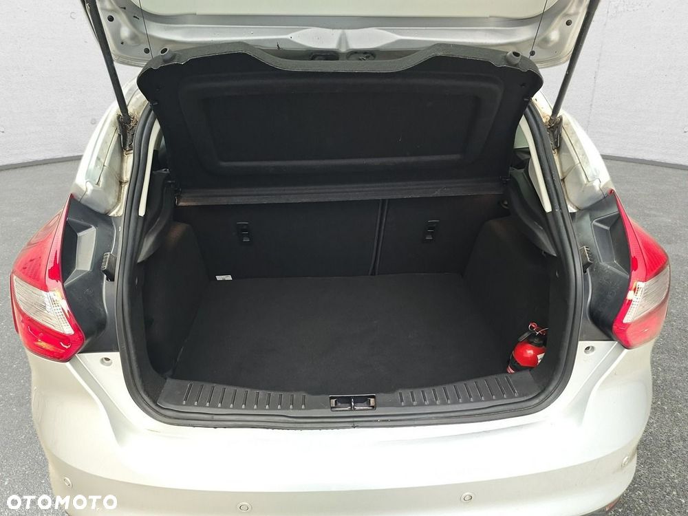 Ford Focus - 13