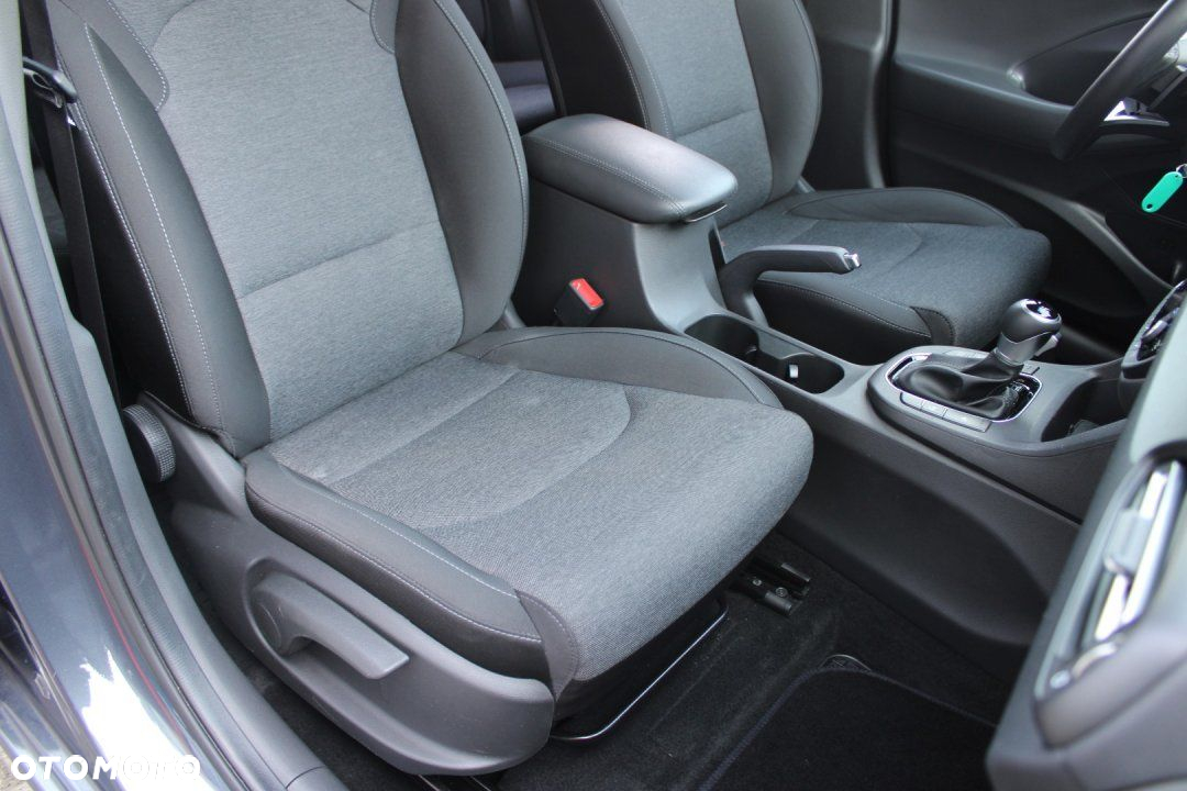 Hyundai i30 - 19