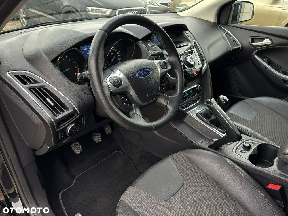 Ford Focus 1.6 EcoBoost Titanium - 14