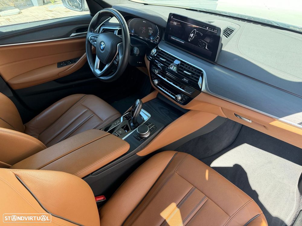 BMW 530 e Line Luxury - 7