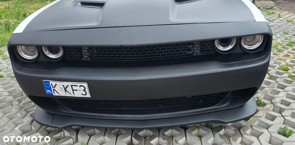 Dodge Challenger - 18