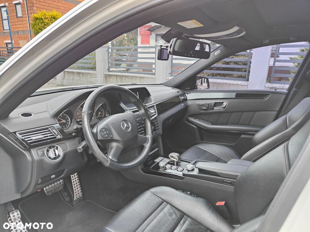 Mercedes-Benz Klasa E 63 AMG - 10