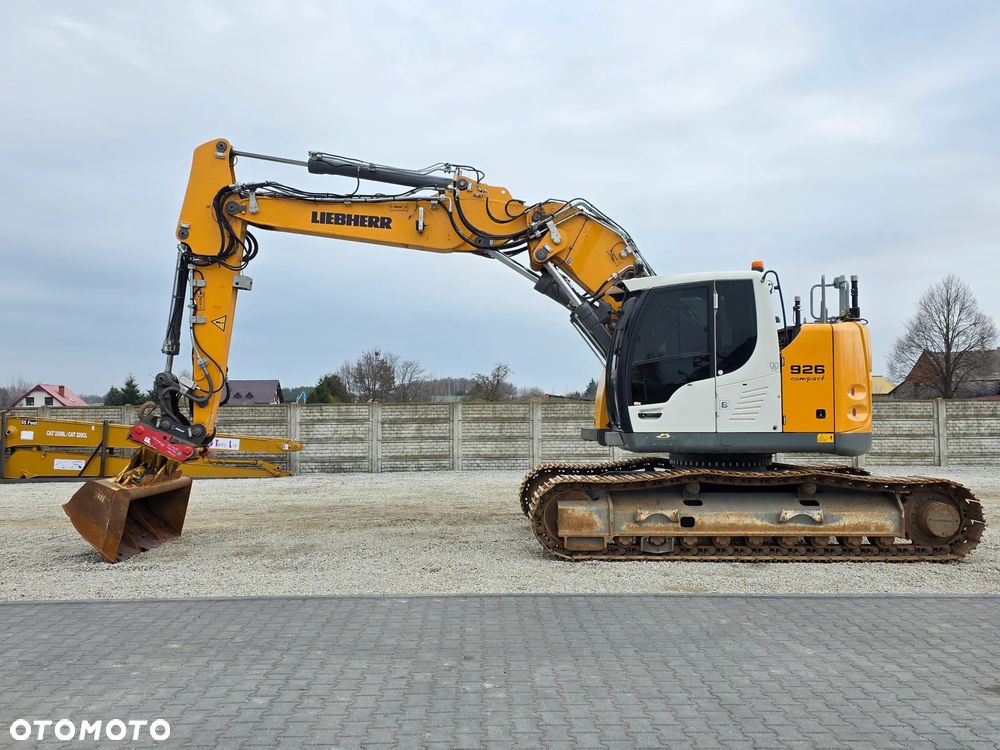 Liebherr R926 Compact, 2020 ROK, 5600 MTH, OIL QUICK - 5